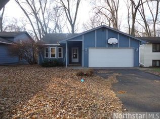 858 104th Ave NW, Coon Rapids, MN 55433