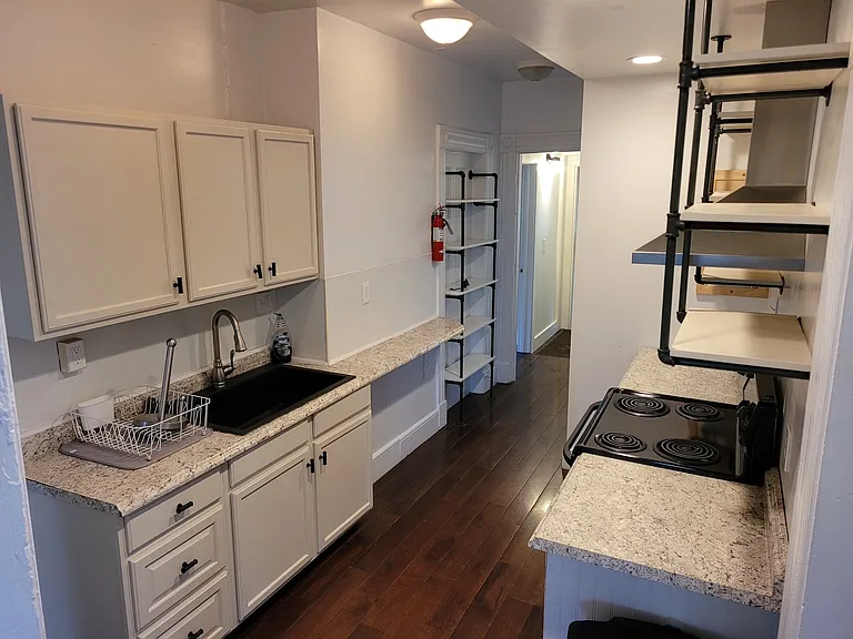 250 S Union St #1 — Photo 8
