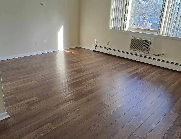 27 S Summit St #4 — Photo 6