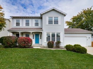 2912 Clearwater Ave, Bloomington, IL