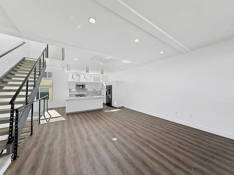 4079 1st Ave #4 — Photo 23