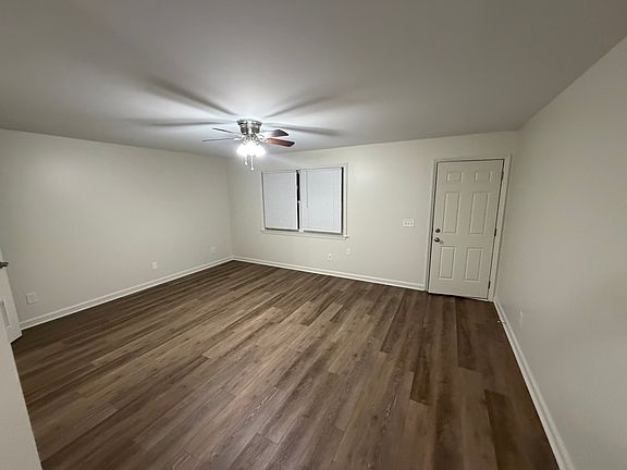 5th image of 112 N Erwin St #8