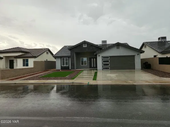 4827 E Ortega St, San Luis, AZ 85336