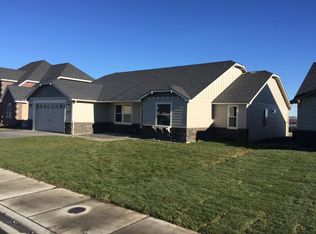 4265 Hedman Ct, Moses Lake, WA 98837