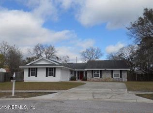 11049 N Oak Ridge Dr, Jacksonville, FL 32225