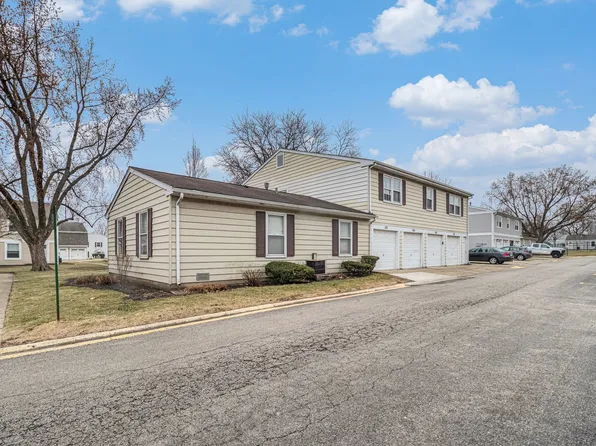 337 Mallard Ct, Vernon Hills, IL 60061