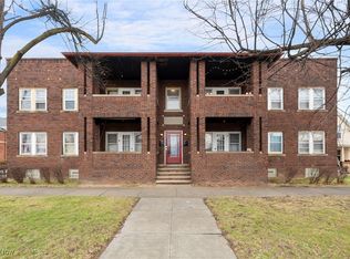 4764 Pearl Rd, Cleveland, OH 44109