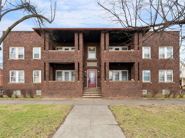 4764 Pearl Rd, Cleveland, OH 44109