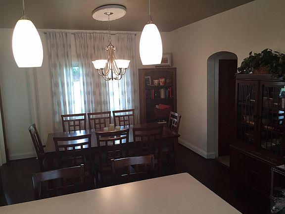 2nd image of 203 Rosewood St