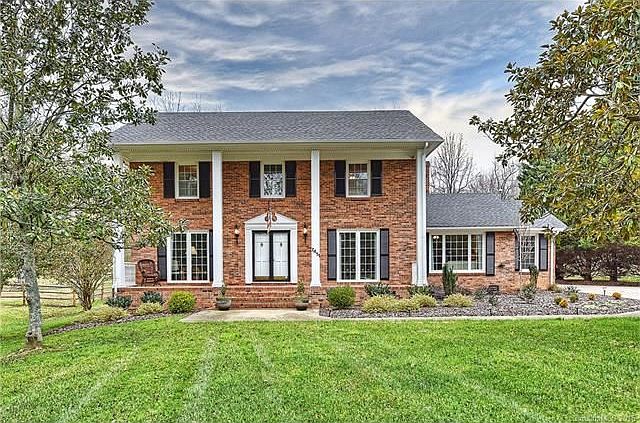 1st image of 7411 Canterway Dr