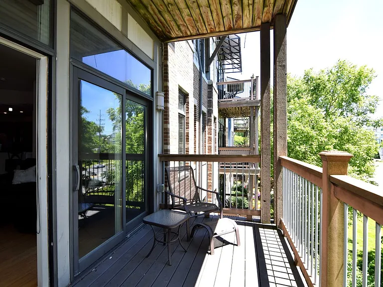 1403 Copper Trce #307 — Photo 28