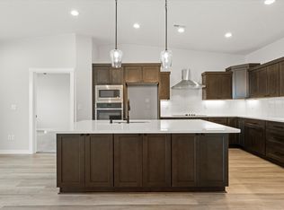 1322 Kalani Ct, West Richland, WA 99353