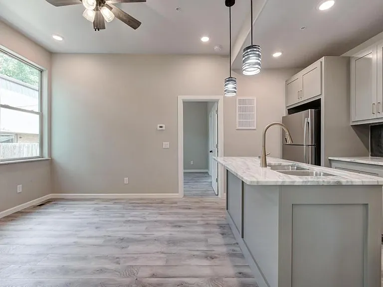222 S University Blvd #2 — Photo 10