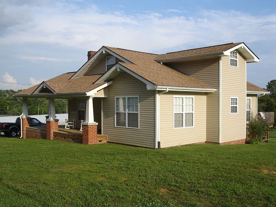 2nd image of 7329 Blue Springs Pkwy