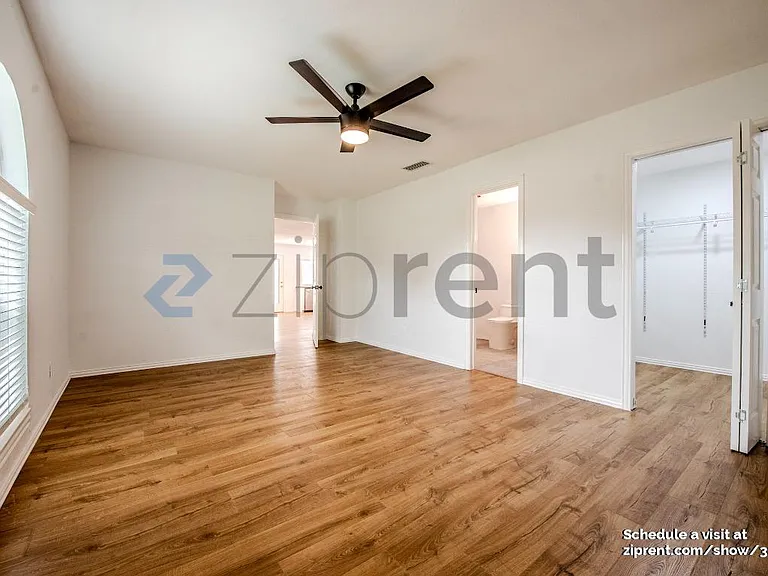 2829 Lancer Ln — Photo 12