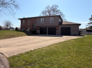 7545 Turnberry Ct, Indianapolis, IN 46237