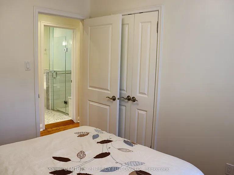 110 Gilroy Dr — Photo 10