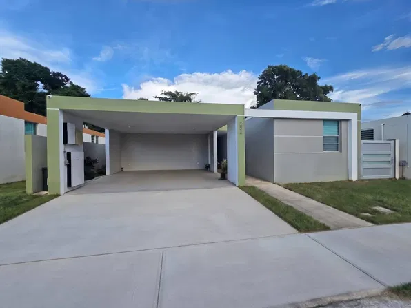 286 Calle Rebecca, Vega Baja, PR 00693