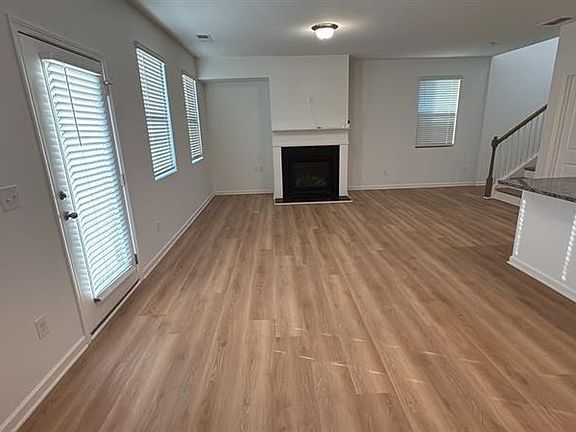 3rd image of 5610 Flint Ln