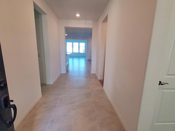 5th image of 6 Sun Mirage Ave