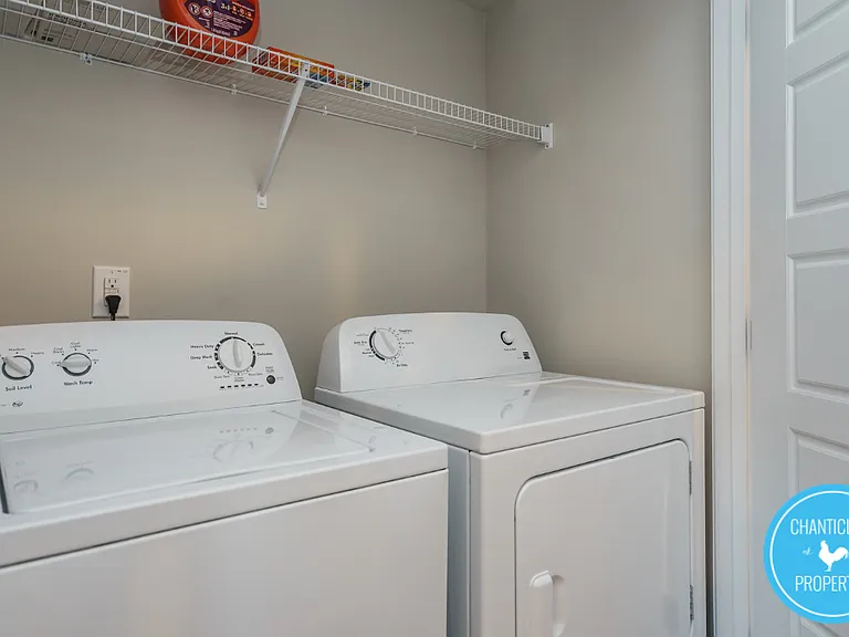 1120 Midtowne Way — Photo 23