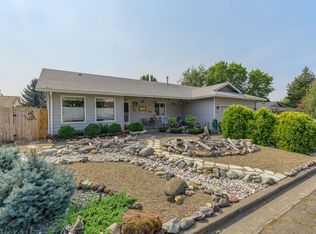 3554 Michael Park Dr, Medford, OR 97504