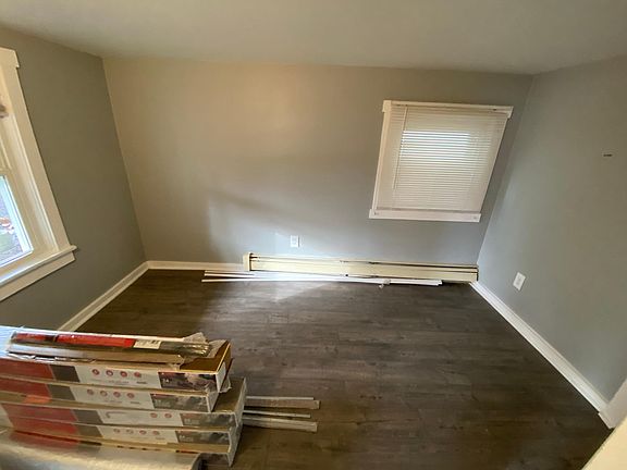5th image of 4257 N Albany Ave #1