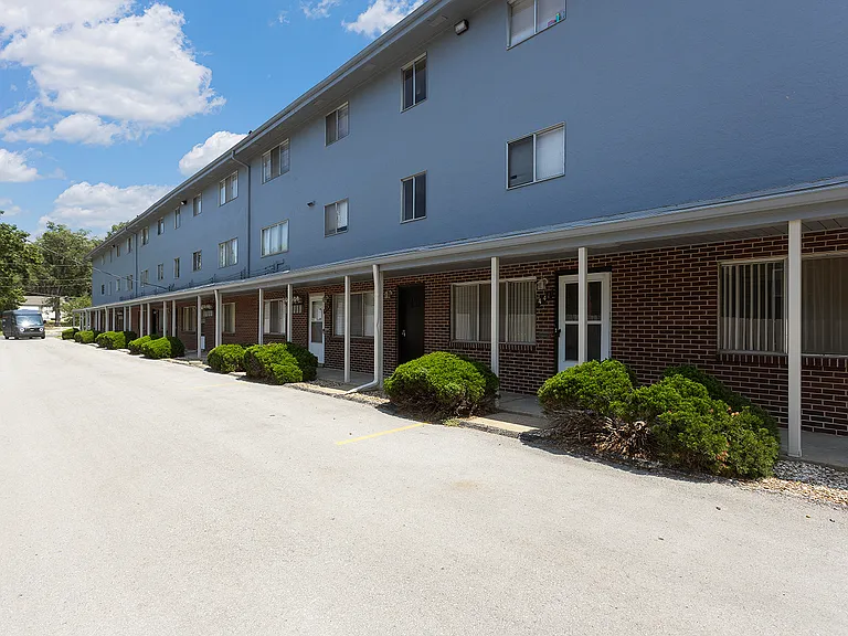 Ashton Court Apartments — Photo 12