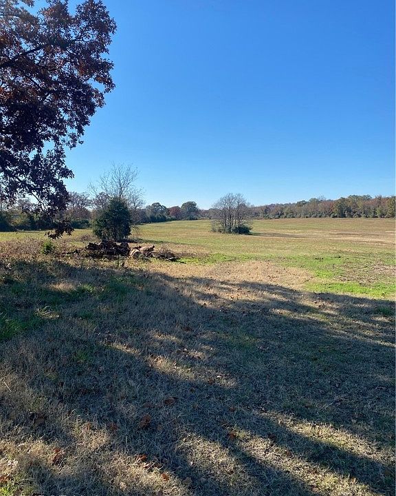 2nd image of 4770 Road