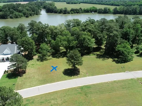 25 Creekside Ln, Cape Charles, VA 23310