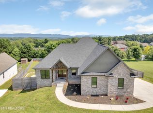 1216 Houston Springs Rd, Greenback, TN 37742
