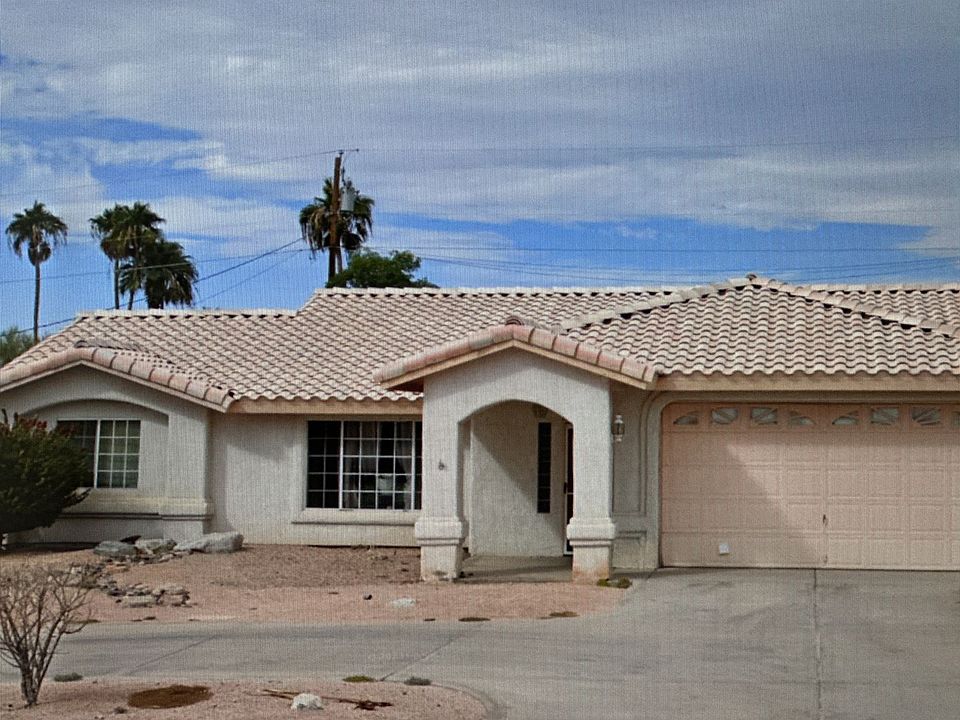 1st image of 2139 Smoketree Ave N