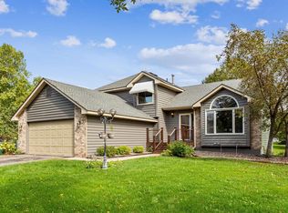 517 83rd Ave NW, Coon Rapids, MN 55433