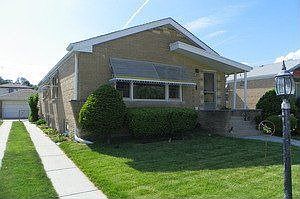1st image of 8738 S Francisco Ave