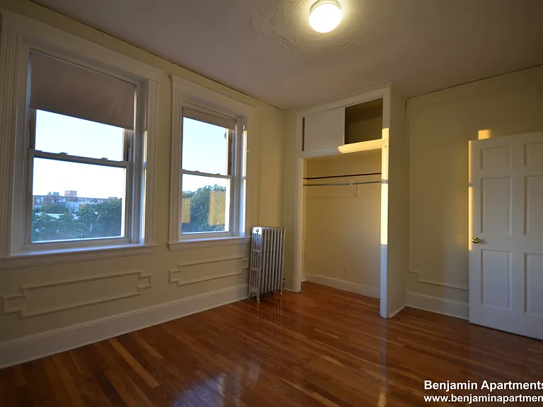 1800 Commonwealth Ave #30 — Photo 11