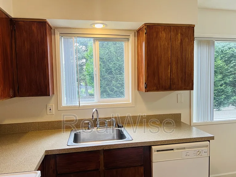 2629 SE 145th Ave — Photo 5
