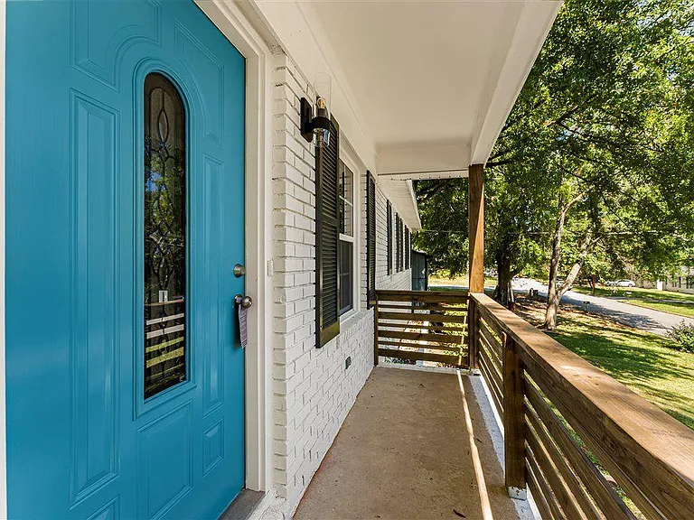 6371 Westbury Rd — Photo 3