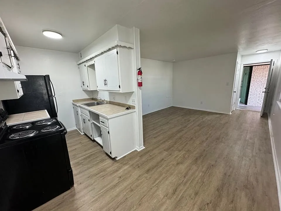 Floor plan 2 Bedroom Apartment