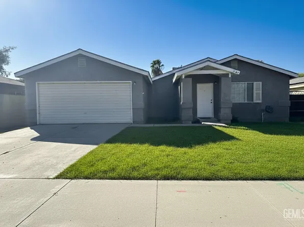 1867 Broadway St, Wasco, CA 93280