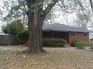 307 5th St, Palestine, TX