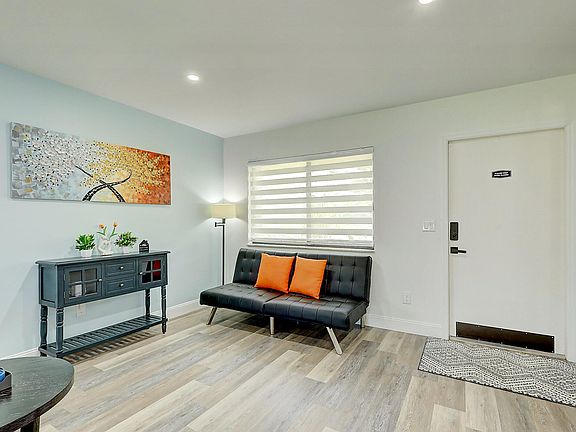 5th image of 2070 SE West Dunbrooke Circle