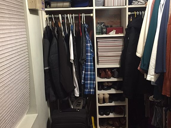 Bedroom Walk -in Closet