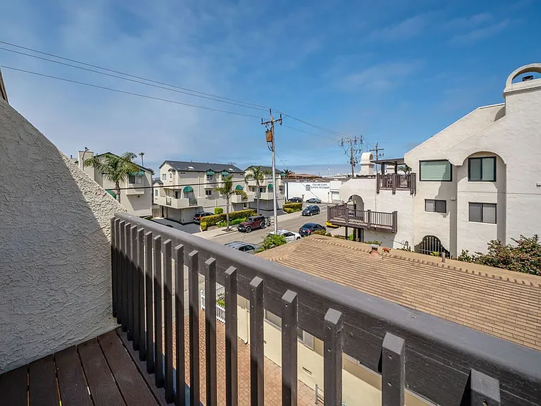 241 Ocean View Ave — Photo 28