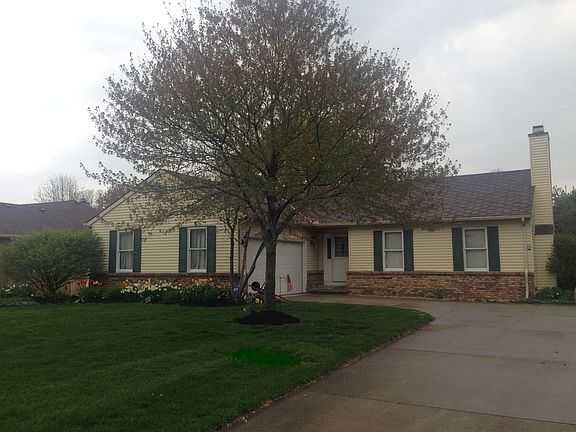 3rd image of 3447 Parkview Dr