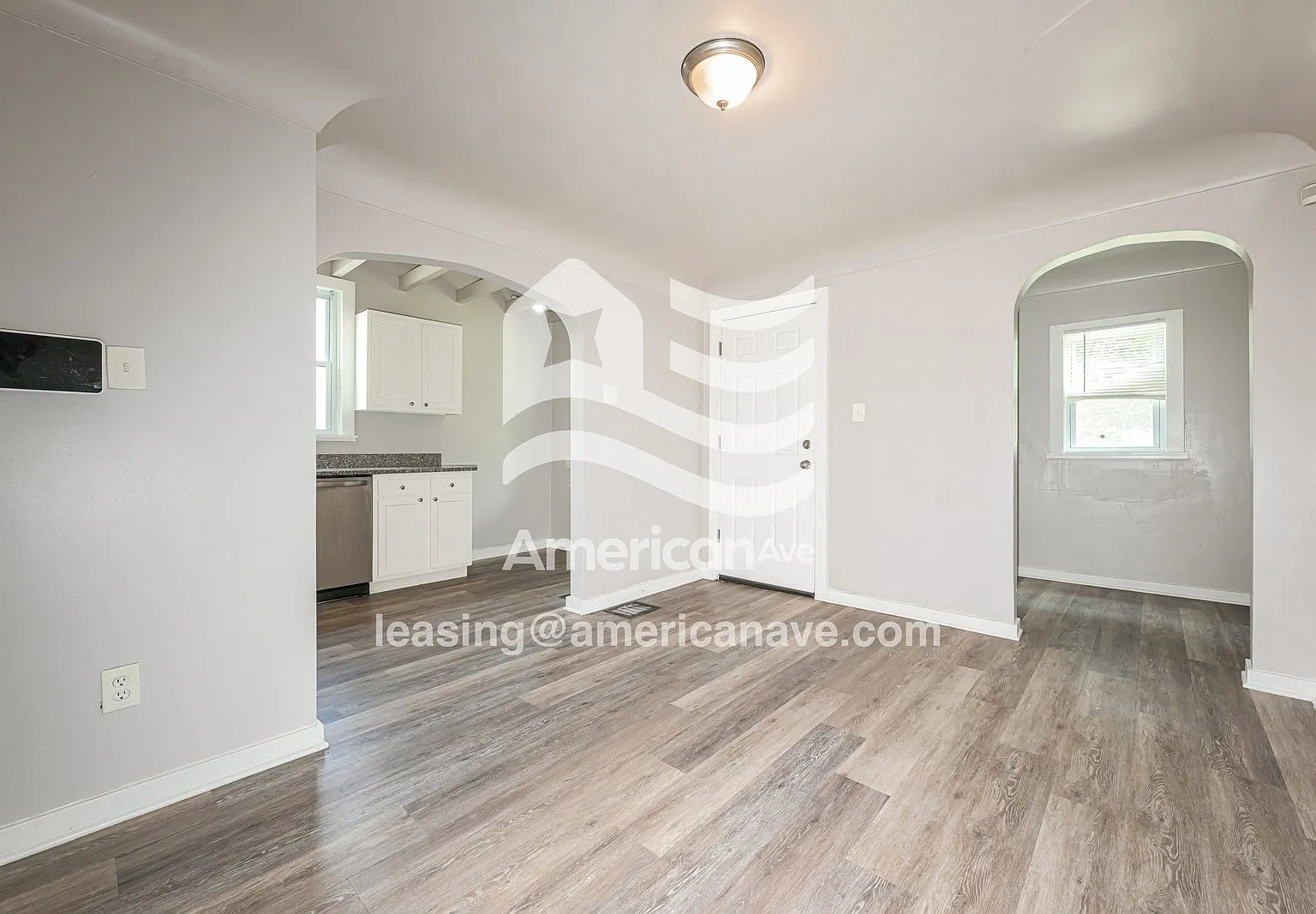 3 bed, 1.0 bath, 1446 sqft, $1,450 — Photo 2