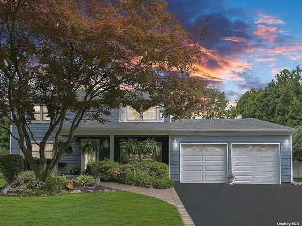 16 Mosshill Place, Stony Brook, NY 11790