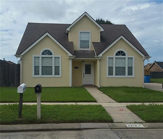 1st image of 3016 Lakewood Dr
