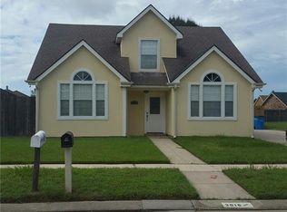 3016 Lakewood Dr, Violet, LA 70092