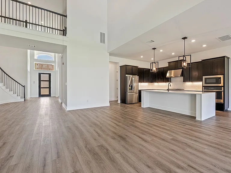 2532 Chiavari Way — Photo 6