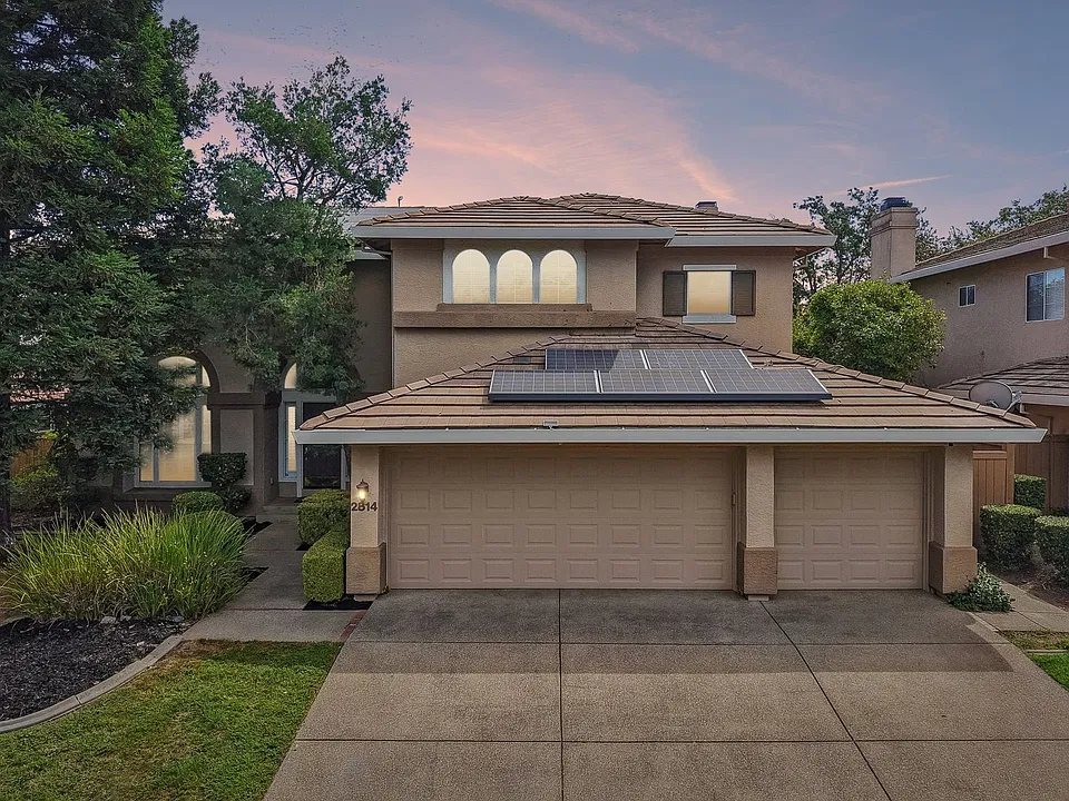 2814 Barret Dr
